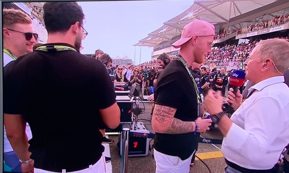 TheBarmyArmy's tweet photo. Joe Root calling the F1 track in Abu Dhabi a road 😂😂😂 https://t.co/2mLkLK8yxf