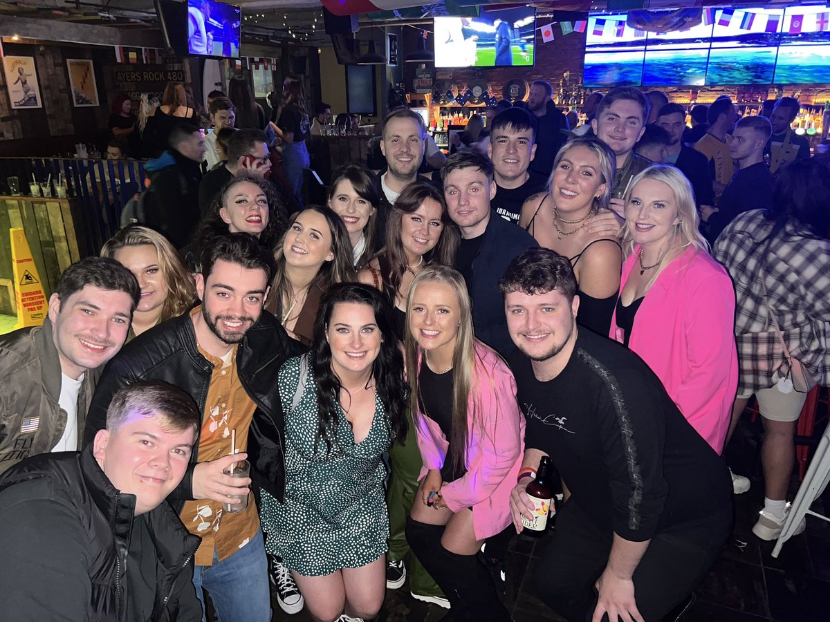 al_wragg's tweet photo. Well that’s it for B block with the new response model starting tomorrow…
An honour to work alongside these absolute heroes every day. And what a way to send it off with C Block, B Block and our amazing control room staff 💙 see you all at a job!🤣 https://t.co/pg2XHfQxI1