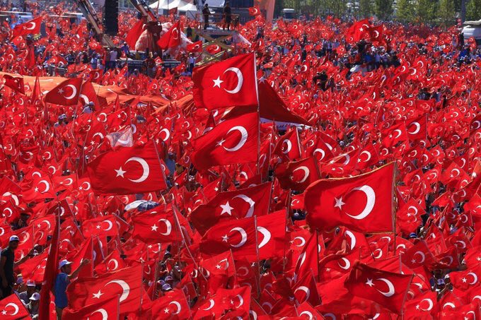 AliDusmezz's tweet photo. “Bir çocuğun kahkahasından daha büyük bir mutluluk, yoktur.”Çocuklarımız için  samimiyetle çabalamaya devam. @kasapoglu @GSBsporgm @taskk_1980 @TFF_Org 

#20KasımDünyaÇocukHaklarıGünü https://t.co/foe3LSFZO8