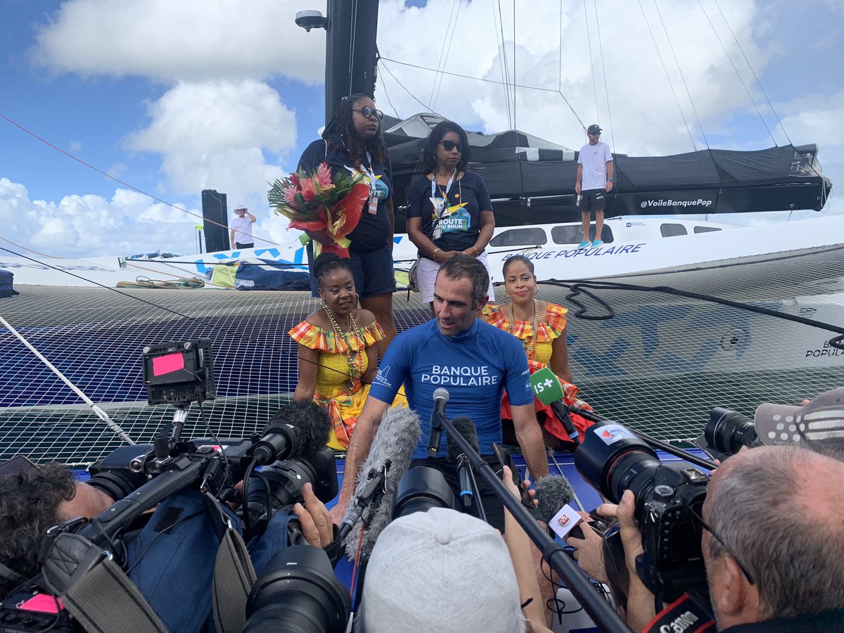 « Je suis désolé, je suis un peu en retard ! (😉). J’ai fais ma course différemment, j’ai pris de l’expérience, de l’expérience en solitaire. (...) c’est positif, un beau challenge pour le Team Banque Populaire. »

#BravoArmel #RDR2022