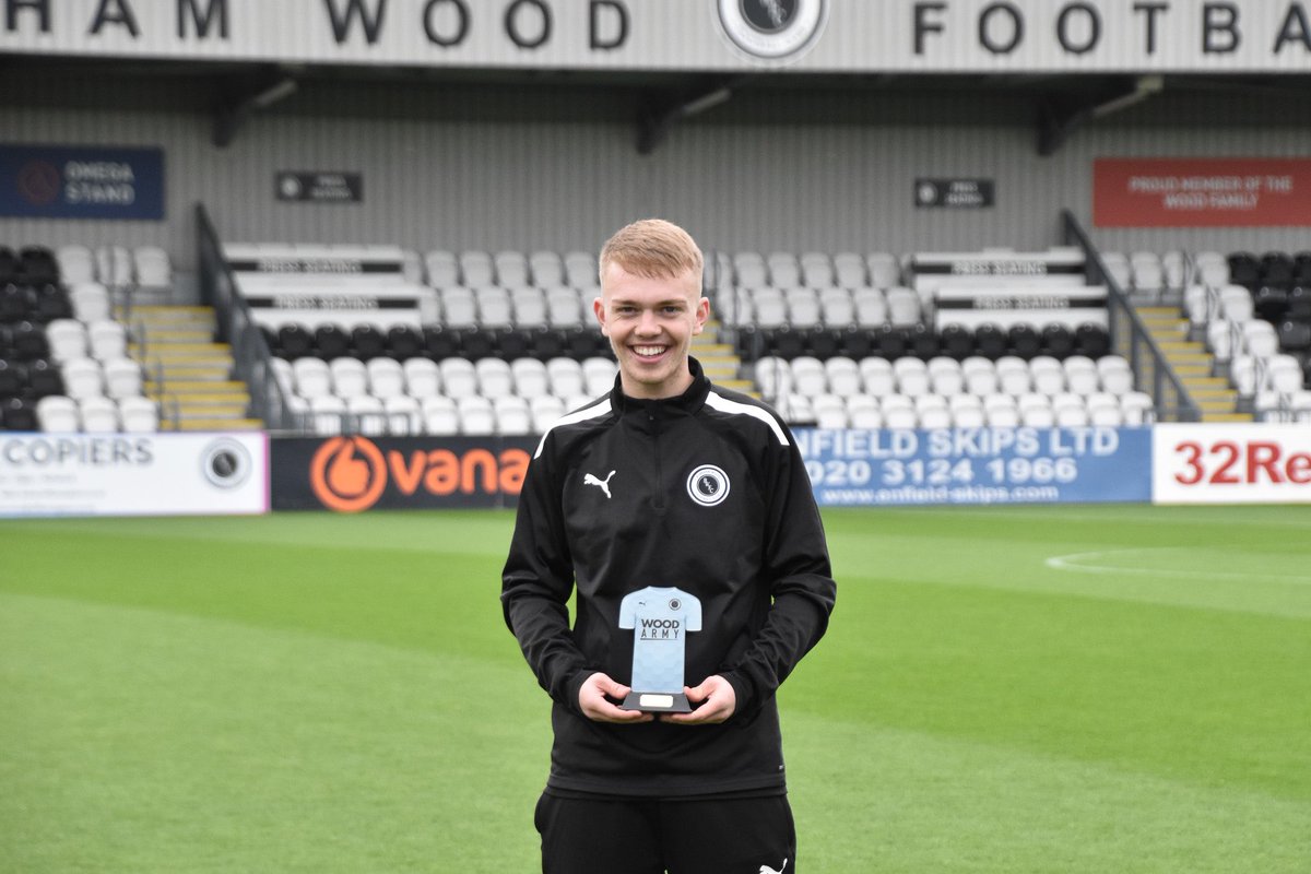 ⚽️ 𝐀 𝐂 𝐀 𝐃 𝐄 𝐌 𝐘

🎓 As chosen by our Academy tutors, we are delighted to announce the Academy’s October Student of the Month goes to Ross Dixie🌟 

👏 Well done, Ross! Keep it up 💪

#WeAreTheWood