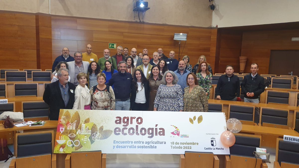 milaterrae's tweet photo. Celebrados los 10 años de trabajo conjunto entre municipios socios de #RedTERRAE, una apuesta por la #agroecologia y el #desarrollosostenible.
https://t.co/dyxSrf01Z5 á https://t.co/ZhCmBczYtU