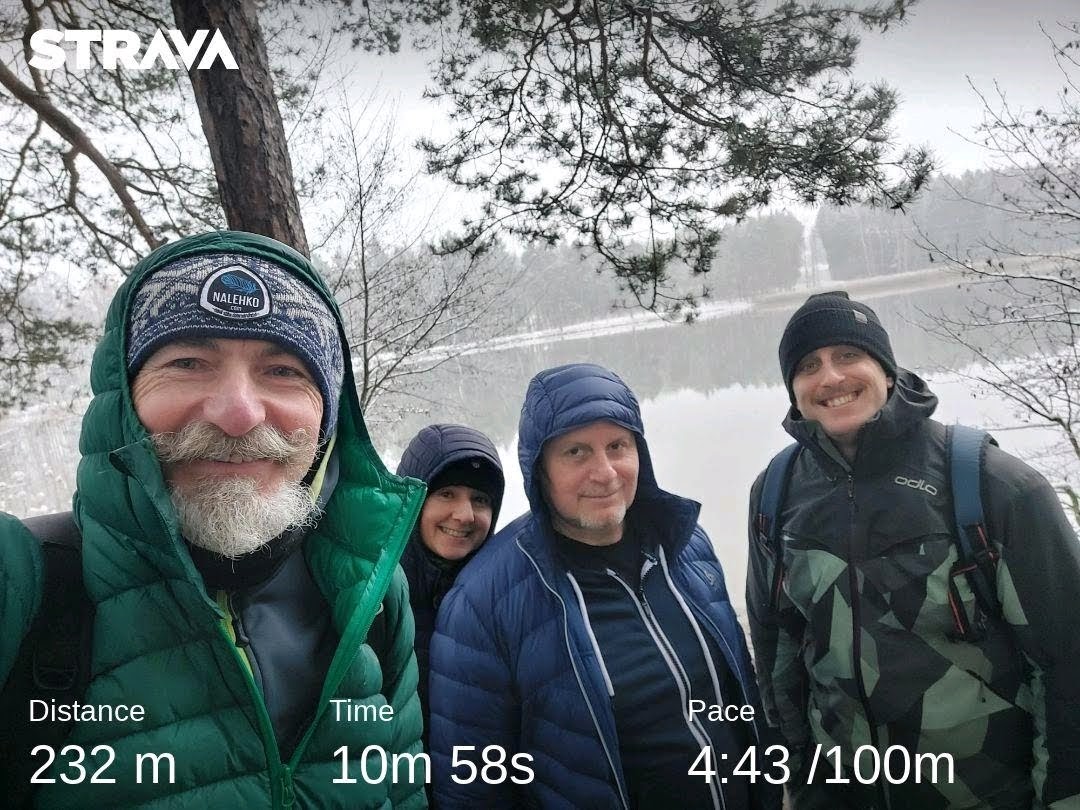 seniortour2000's tweet photo. Nedělní Kameňák 💧5°C už trochu na morál😁 #Kamenak #Bolevec #Plzen #winterswimming #kryoterapie #furtvplavkach #Garminfenix3 #FanoushiToDas 🏊❄️👍🙂 https://t.co/pINdvMTx9J