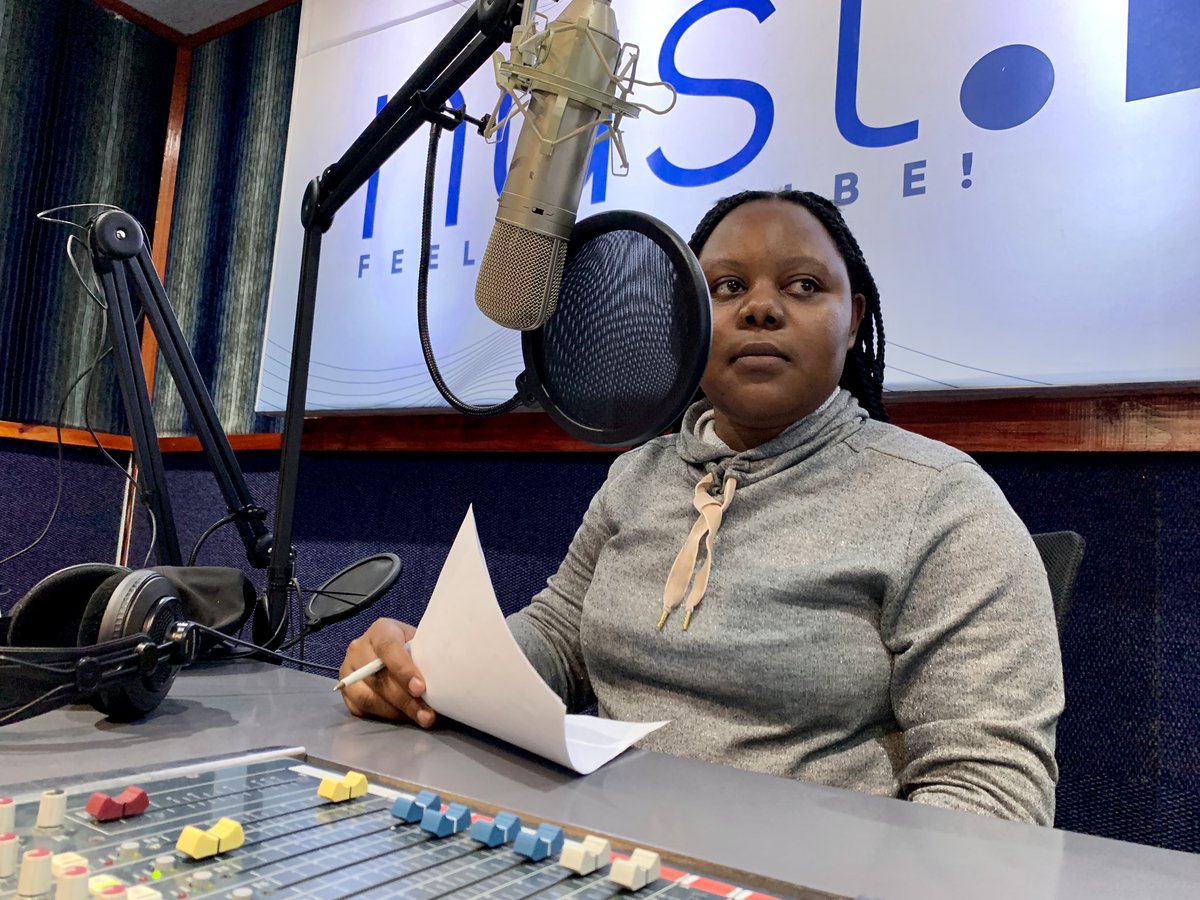 Sundays are for lovers? Or are they?
Join <a href="/lindah_mutsa/">Mutsa Lindah</a> &amp; <a href="/ntiban1/">Monalisa Langelihle Ntibane</a> 
They talk about that and more on the #PremiumLounge

14:00 - 16:00
101.1fm
#feelthevibe