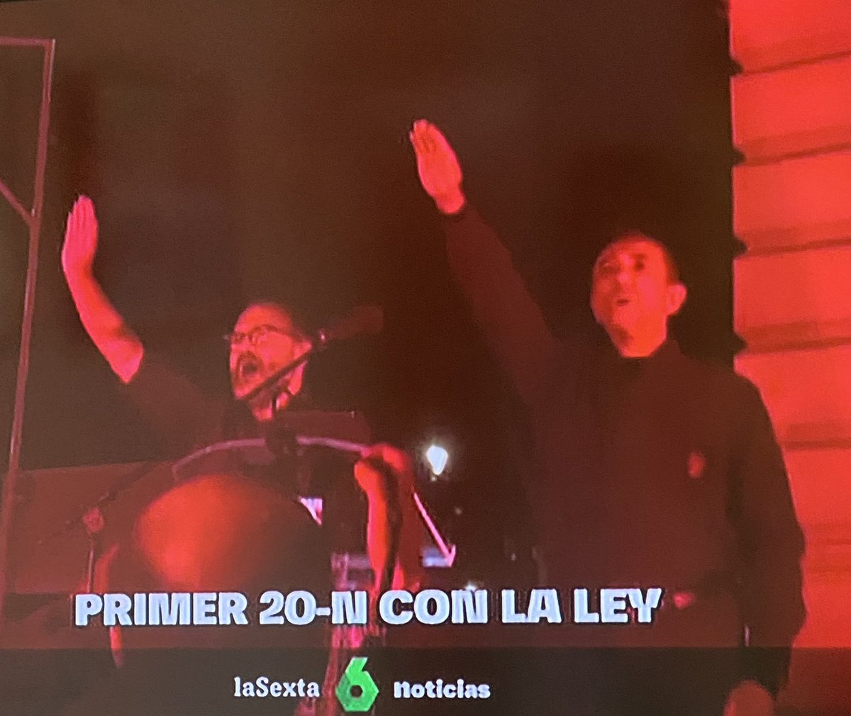 protestona1's tweet photo. ¿A la Ley de Memoria Democrática no le encontráis ningún “grieta” no…? 😏😏😏 https://t.co/TChqkuijPW