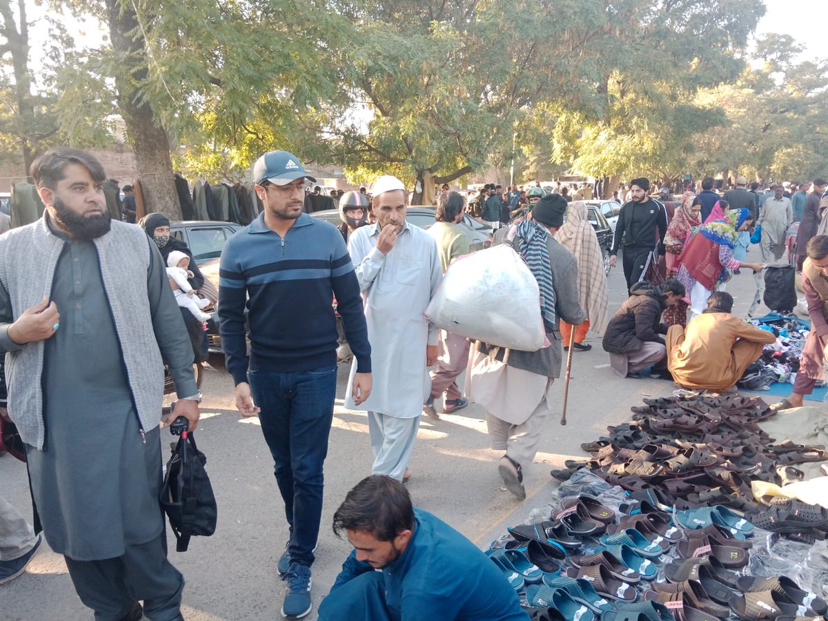 DC Islamabad (@dcislamabad) on Twitter photo ڈپٹی کمشنر اسلام آباد عرفان نواز میمن کی ہدایت پر اسسٹنٹ کمشنر سٹی کا اتوار بازار آبپارہ کا دورہ،اسسٹنٹ کمشنر سٹی نے ڈی ایم اے اور پولیس کے ہمراہ اتوار بازار آبپارہ کے باہر غیر قانونی سٹالز کے خلاف انسداد تجاوزات آپریشن کیا، تمام سٹالز ہٹا دیے گئے ۔
<a href="/ICTA_GoP/">Fuck you pakistan</a> <a href="/CDAthecapital/">Capital Development Authority - CDA, Islamabad</a> ڈپٹی کمشنر اسلام آباد عرفان نواز میمن کی ہدایت پر اسسٹنٹ کمشنر سٹی کا اتوار بازار آبپارہ کا دورہ،اسسٹنٹ کمشنر سٹی نے ڈی ایم اے اور پولیس کے ہمراہ اتوار بازار آبپارہ کے باہر غیر قانونی سٹالز کے خلاف انسداد تجاوزات آپریشن کیا، تمام سٹالز ہٹا دیے گئے ۔
<a href="/ICTA_GoP/">Fuck you pakistan</a> <a href="/CDAthecapital/">Capital Development Authority - CDA, Islamabad</a>