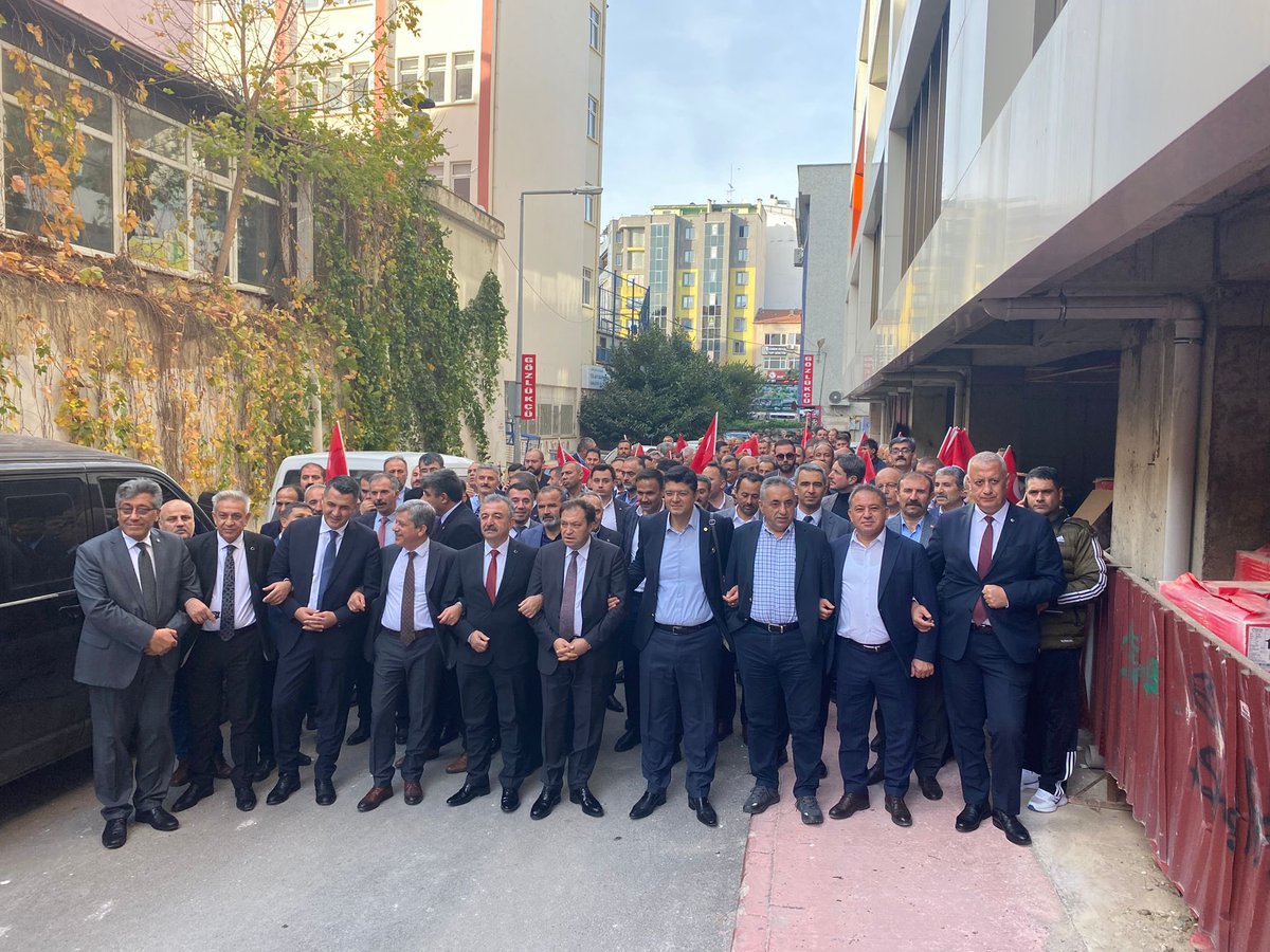 yucelkazancoglu's tweet photo. Kalbi Türkiye sevdasıyla çarpan bütün gönüldaşlara ilk adımın şehri, kurtuluş meşalesi Samsun’dan selam olsun.

İlhamımız 19 Mayıs 1919 Samsun ruhudur.
İffetimiz millî istiklaldir.

Karadeniz, al bayrağımıza bakınca yine çırpınacaktır.

Bugün Samsun konuştu, yedi düvel dinledi!🇹🇷 https://t.co/pPQXDR6LUT