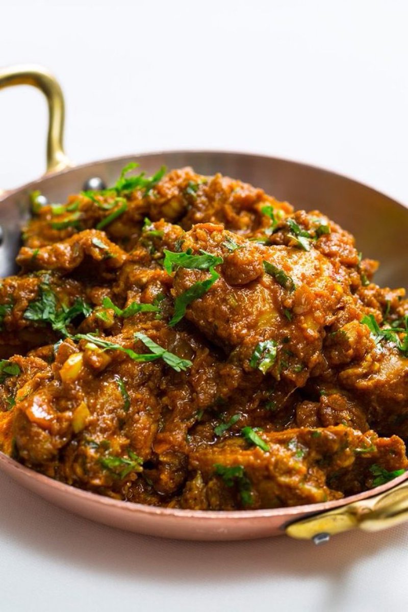Shalimar1989's tweet photo. Maybe what your Sunday evening really needs is a Chicken bhuna?

The Shalimar Takeway is open till 11pm 🤩

Ring 01743 231231 for collection 

Or order online on our website 👩🏻‍💻

#shrewsbury #sunday #shalimar #betterthanslicedbread https://t.co/8vSwqNmXPx