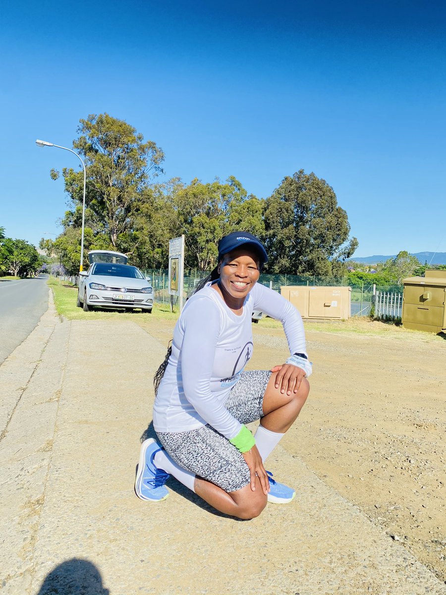 Anda81334644's tweet photo. Sunday Long run but eya after the run will not talk about itππ #RunningWithTumiSole #Ipantedmurun @SiphiwoBukaniCharityRun gear vest @TotalsportsSA brand #Ichoose2bactive #FetchYourBody2022 #Homeoffit #Runningforpurpose #Runningtherapy done https://t.co/b6iyN4hX36