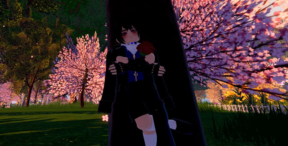 shadowfizzman's tweet photo. Vanitas #royalehigh https://t.co/DqrJTN6vS6