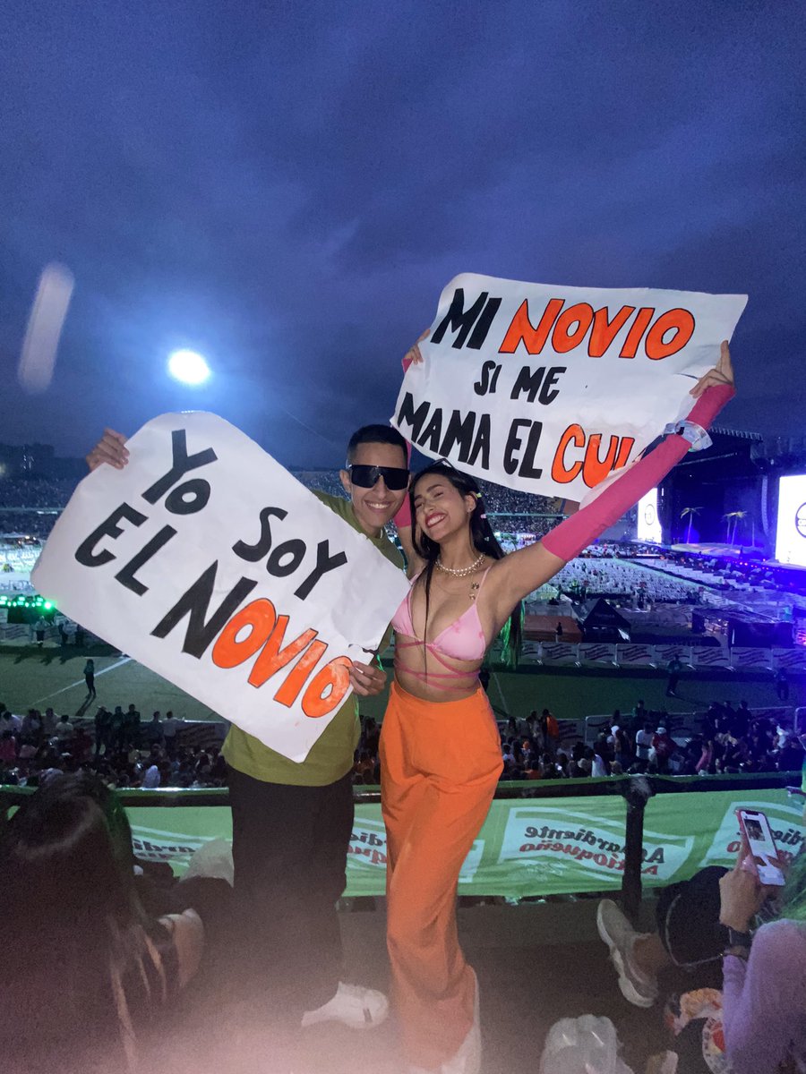 Yo: por qué mi papá se enojó tanto por un cartel para el concierto de Bad Bunny?
El cartel: