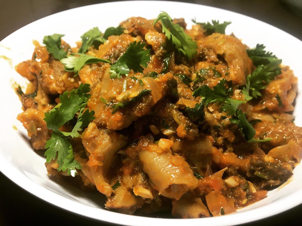 Winnfreykitchen's tweet photo. Easily the easiest yet most delicious MATUMBO (TRIPE) recipe you will watch and try today 🥵🥰😋. Don’t forget to like, comment and subscriiibe!
▶️🔗 Watch it here -> https://t.co/QP1JNkrOHh
#WinnfreysKitchen #Matumbo #Tripe #RecipeOfTheDay https://t.co/YEmF4HBI7a