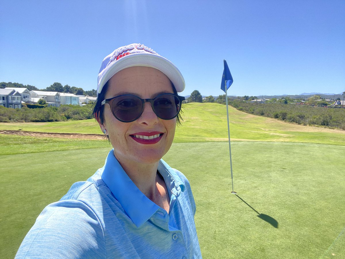 RussoGouws's tweet photo. Goose Valley day #2 32 putts with 4 one putts. Day 9 of our vacay! https://t.co/OVJI1IdiBm