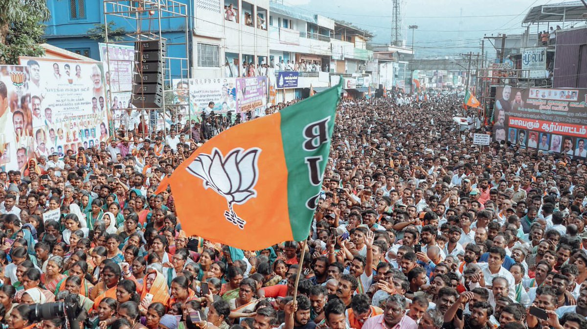 annamalai_k's tweet photo. Today brothers &amp; sisters from Gudalur in Nilgiris assembled in huge numbers in support of our repatriated Tamils who've spent their lives helping TANTEA prosper

@BJP4TamilNadu will not let TN Govt disregard the plight of the Tamils like how the Sri Lankan govt did in 1948. (1/2) https://t.co/9BELrdChXM