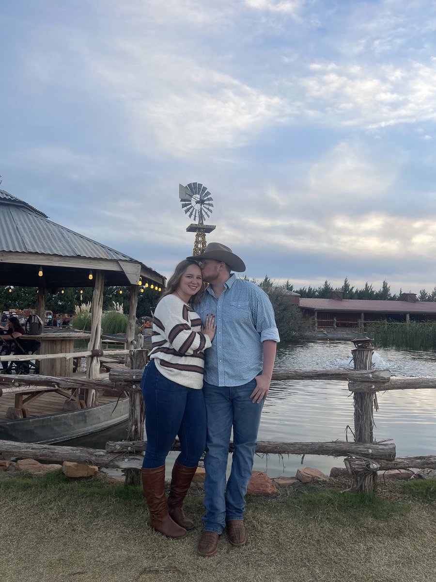 HanesRobyn's tweet photo. @getawayswift1 Lover/ Crazier 🥰🥰🥰 https://t.co/c2kfVf7vn8