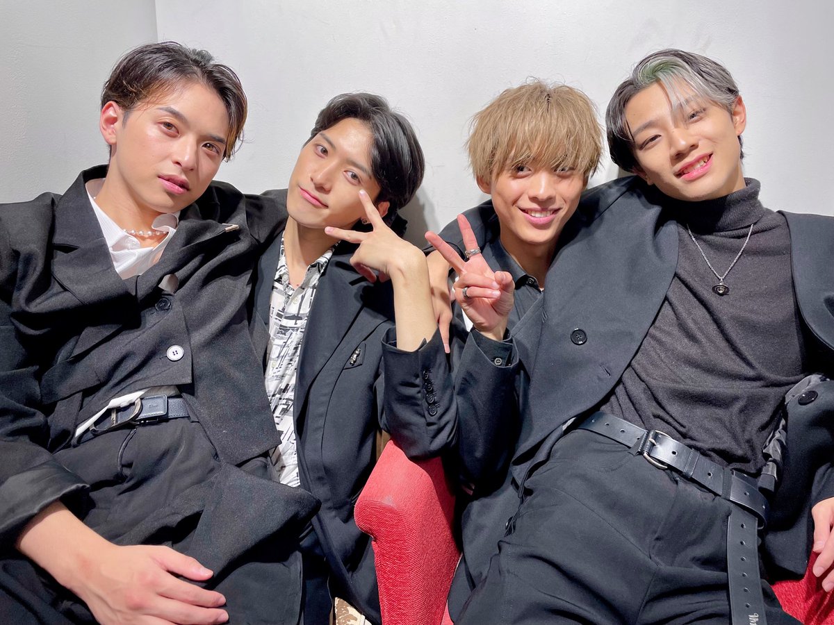 roleswan's tweet photo. 📢御礼🌟＆次回LIVE🌈

本日はお足元の悪い中、池袋AKライブにお越しいただき誠にありがとうございました✨

次回は..⭕️11/25(金)
JOL原宿💎観覧無料 LIVE
▶︎18:30〜出演🎤

⭕️11/26(土)🌟
渋谷109マグネット🎡観覧無料LIVE🎶
▶︎17:21〜出演🎤

ご来場お待ちしております!
#ROLESWAN #ロールスワン https://t.co/7W6IBPKB4b