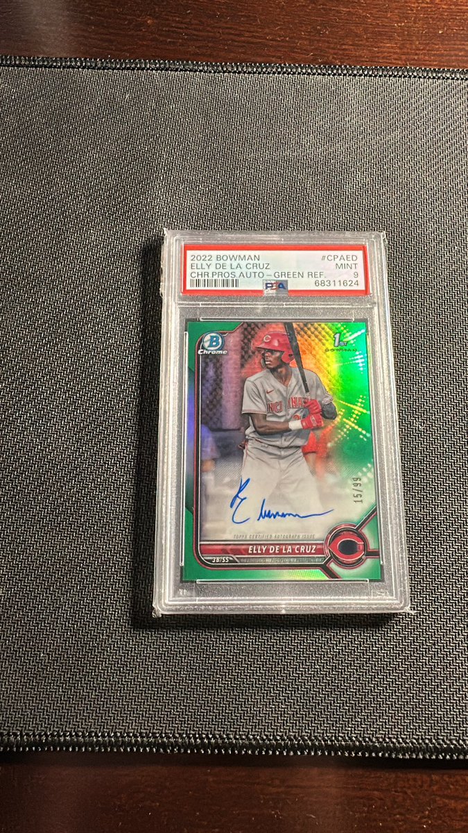 Prospects1021's tweet photo. @Elliott0924 @Charles99417868 Elly True Green Auto $1300 OBO https://t.co/cwWWnilQQz