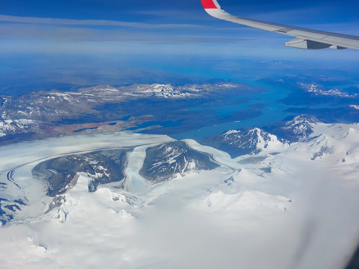 AngaritaV's tweet photo. #ParqueNacionalLosGlaciares #MonteFitzRoy #CerroAguja #CerroTorre #LagoSanMartin #ElChalten #LagoViedma #GlaciarUpsala #LagoGuillermo #LagoArgentino #CerroRoma https://t.co/ruwXBLHJ2b