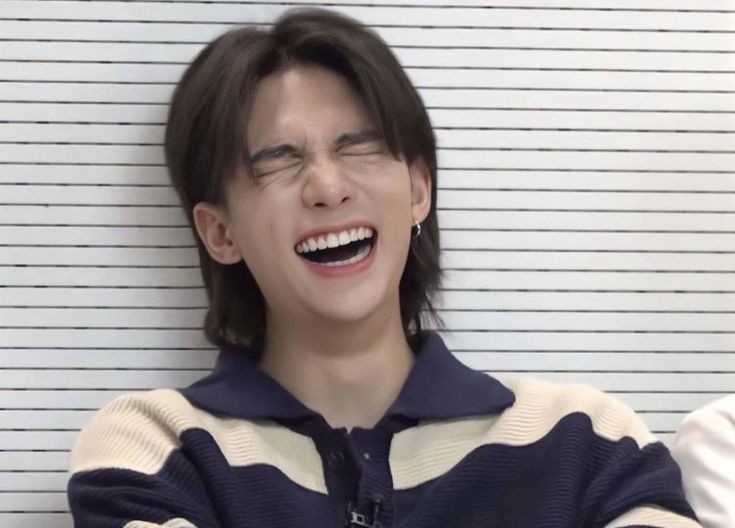 hjinsmiles's tweet photo. https://t.co/u0rHk8Tjlq