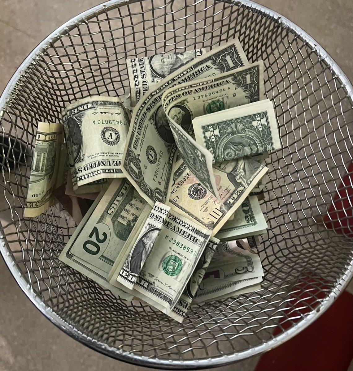 KhalidsView's tweet image. Dear @elonmusk, 
My Doge coin has been falling in the wrong direction since last year and I was wondering if you could rally the coin to the promise land if not; can you buy my existing coins for $100.00 a piece? Need a down payment on a new house. Cashapp: $KhalidNajiAllah THX!