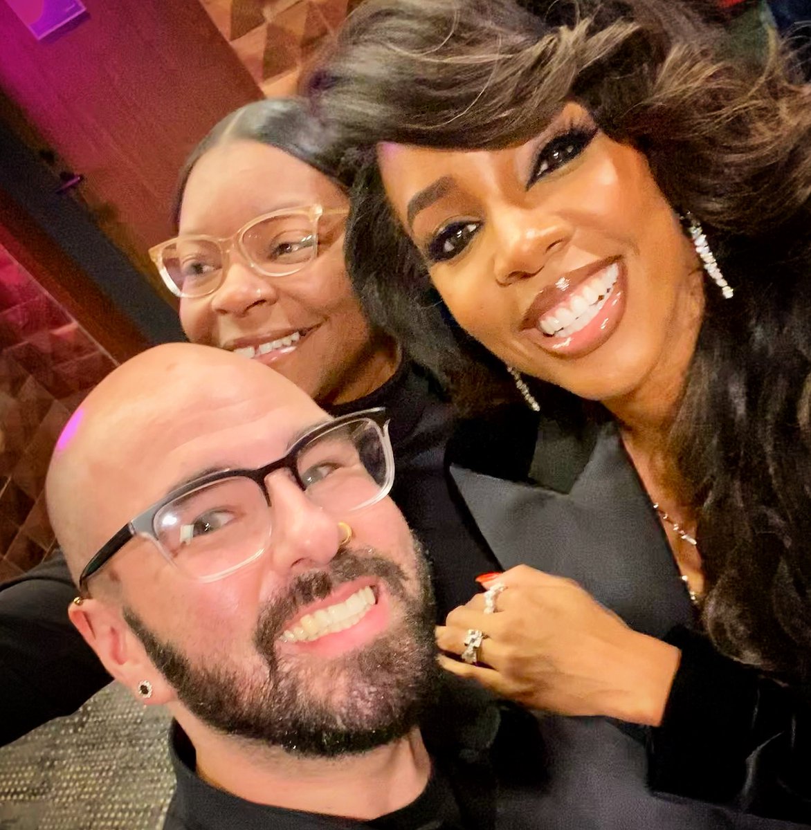 The Bald Bearded Princess 💅🏻✨ tweet media