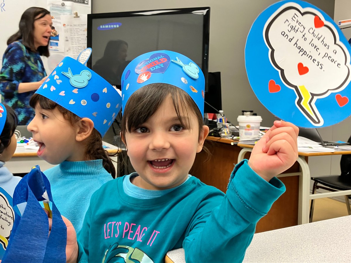 DIVERSEcityBC's tweet photo. We were parading around campuses because today is #NationalChildDay in Canada. There are #8MillionRising children in Canada โ letโs ensure healthy spaces are made so they can live up to their full potential! ๐คธ
@NatlChildDay #RighttoParticipate https://t.co/lh4p7vhrf9