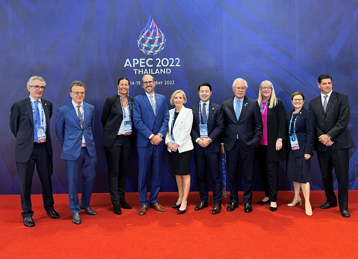 Yesterday I hosted a dialogue in Bangkok with APEC Economic Leaders and fellow ABAC members. We focused on ABAC’s 2022 recommendations and the key takeaway was: “We need the business community to continue to push us”. Through our 2023 workplan, we will. linkedin.com/posts/janetdes…