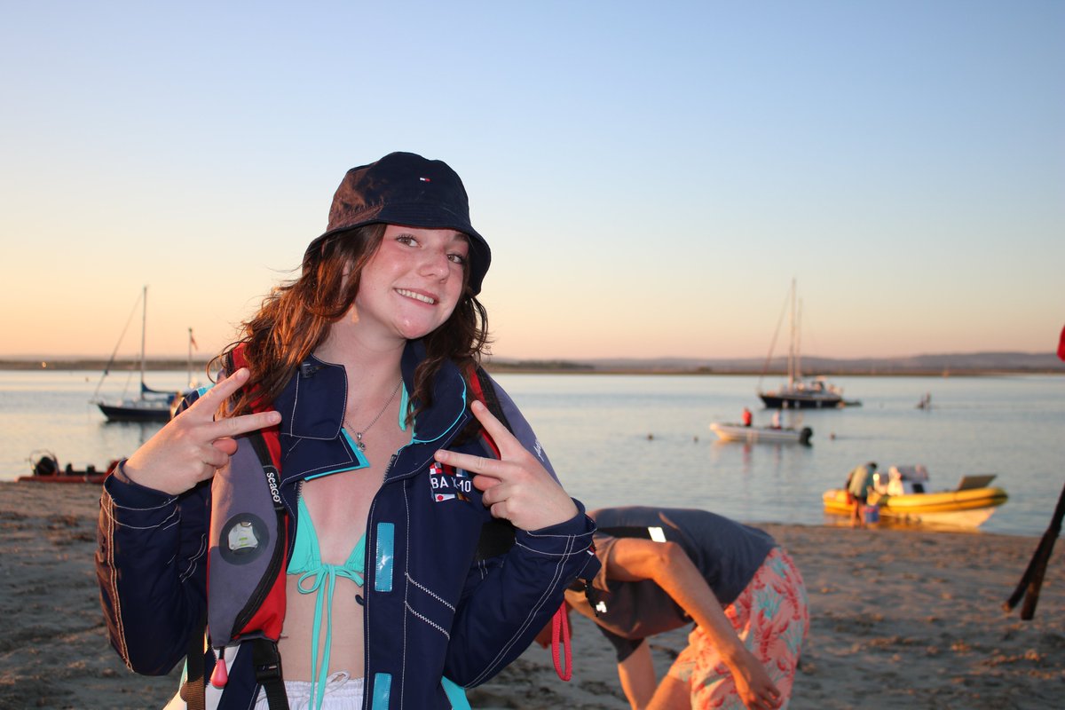 Salt on your skin, a light breeze in your hair, and the sky turning into the softest pink... 

Who else is missing those summer evenings at the beach? 

#sailcamps #summercamps #holidaycamp  #summeradventures #summersunsets #learntosail #outdooreducation #dofe #dofegold