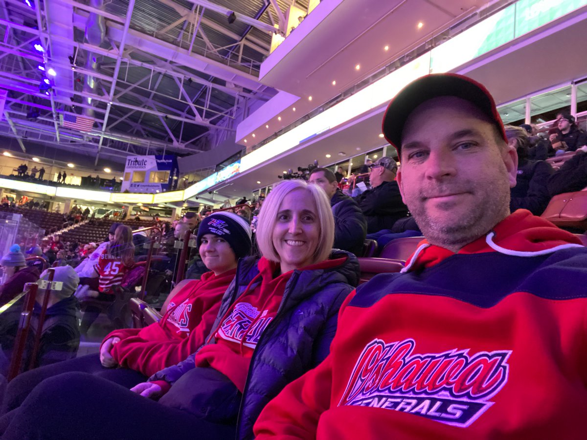 GoQZone's tweet photo. @Oshawa_Generals selfie from Section 105, row 4, seats 11-13!  Go Gens Go!!! https://t.co/ErQcLCdpeG
