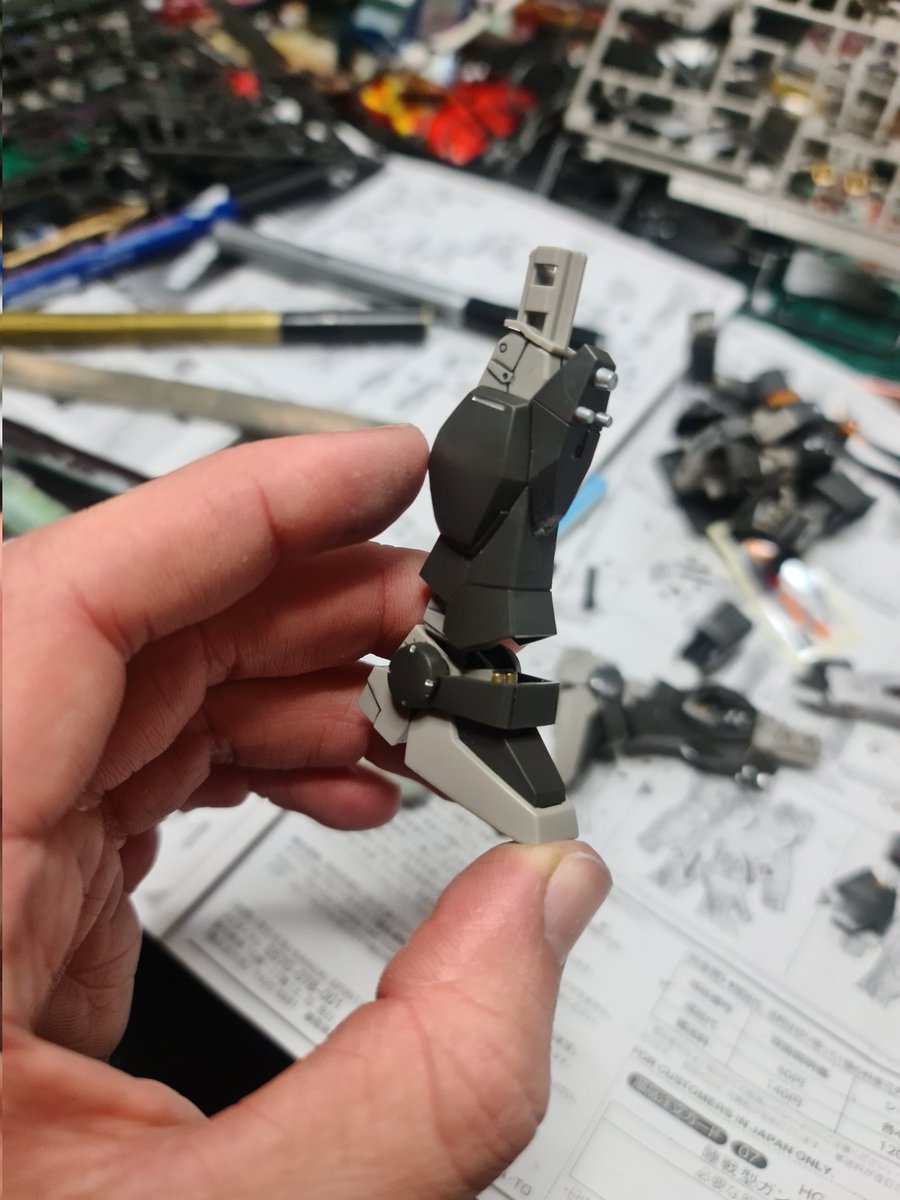 SingleShot93's tweet photo. Day 20 of #gundamber working on the gundam ground urban type. Gundam breaker battlelogue version. Slow amount of work done on it again today #gundam #gunpla #bandai #plamo #sunrise #gundambattlelogue #gundamgroundtype #earthfederation #earthfederationforces #plasticmodels #detail https://t.co/k8z1HoLjVw
