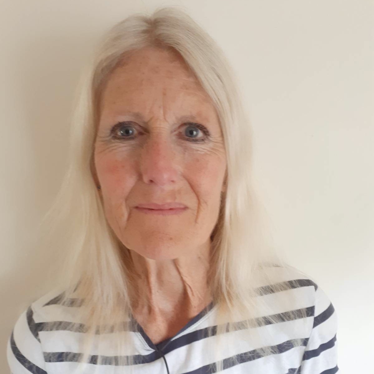 InsulateLove's tweet photo. 🚨BREAKING: FIRST TRIAL BY JURY BEGINS OF FOUR SUPPORTERS WHO DEMANDED LAST YEAR THAT THE GOVT INSULATES HOMES🏡

⚖️Just days after the Chancellor @Jeremy_Hunt announced a £6bn pledge as part of the #AutumnStatement to #InsulateBritain 

Read in full: https://t.co/mzYL35W0Pq https://t.co/rIV9wDd3TK