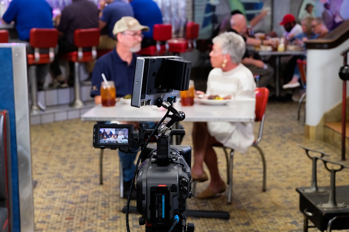 Film_ColumbusGA's tweet photo. Earlier this year, @veryverastewart and her team traveled to Columbus to film her food guide to the city. Surprise! We've teamed up with them to bring you an AMAZING giveaway in celebration of her Columbus episode's success! 

Enter to win a trip for two!
https://t.co/f4GGV7AvDn https://t.co/9wA5IDGayS