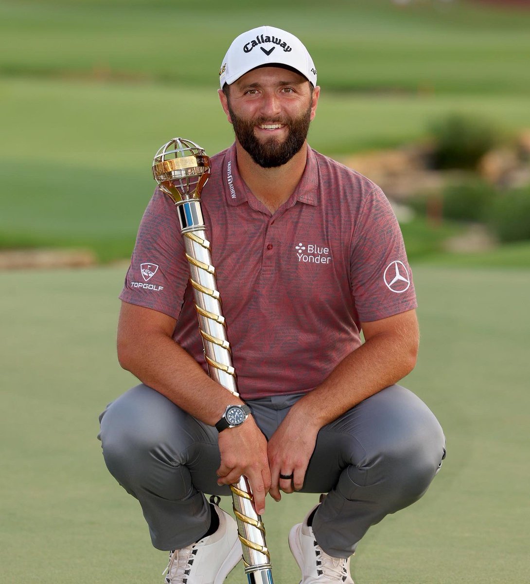 JonRahmOfficial's tweet photo. What a week in Dubai! Thanks to everyone at @dpworld and @dpworldtour for a great year! 

 ¡Qué semana en Dubái!  ¡Gracias a todos en @dpworld y @dpworldtour por un gran año! https://t.co/yqDHIjSOWb