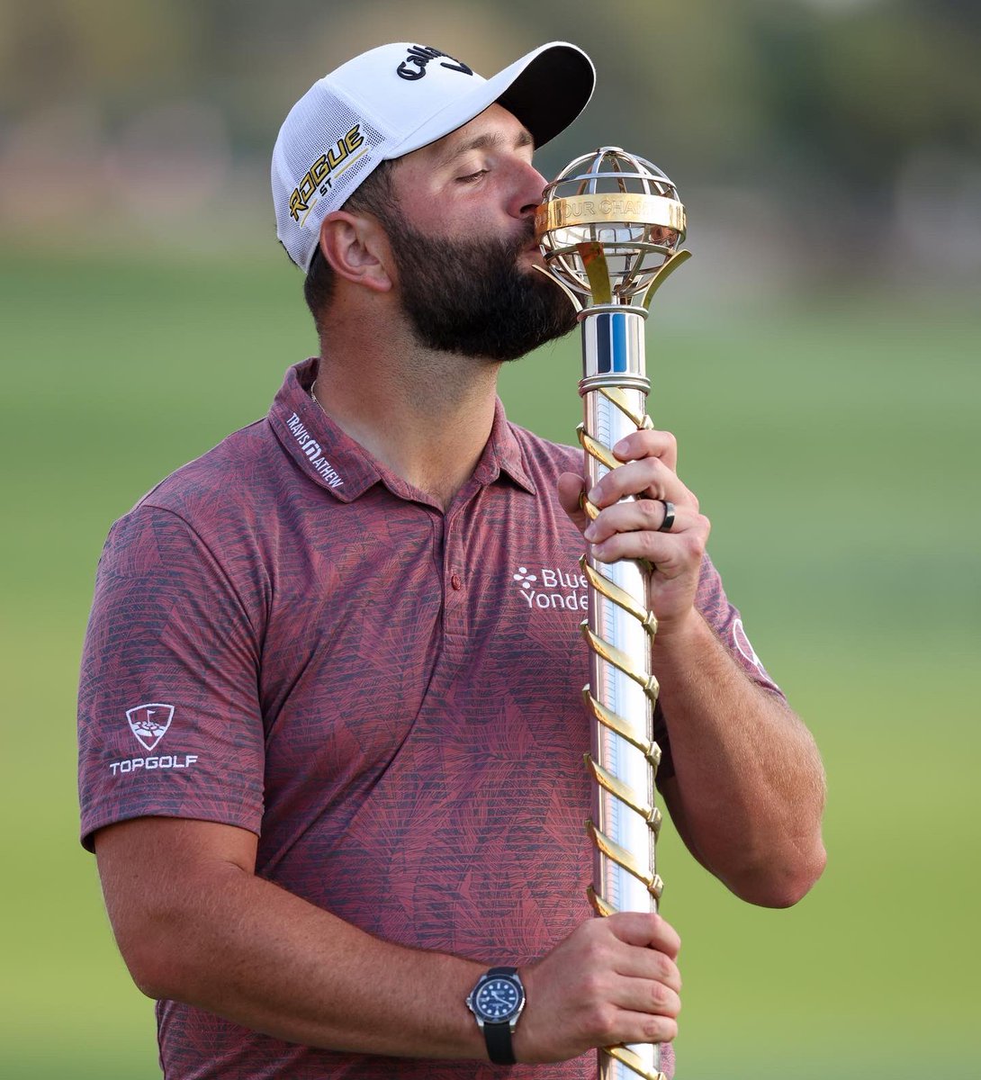 JonRahmOfficial's tweet photo. What a week in Dubai! Thanks to everyone at @dpworld and @dpworldtour for a great year! 

 ¡Qué semana en Dubái!  ¡Gracias a todos en @dpworld y @dpworldtour por un gran año! https://t.co/yqDHIjSOWb