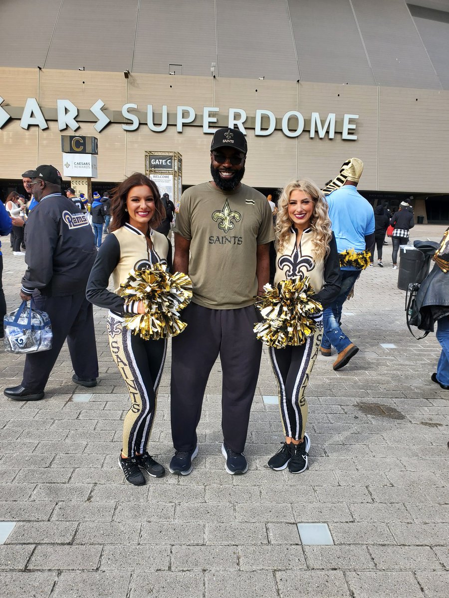 OneBaddBarber's tweet photo. @Saints #GameDay https://t.co/yZxbcTNqNu