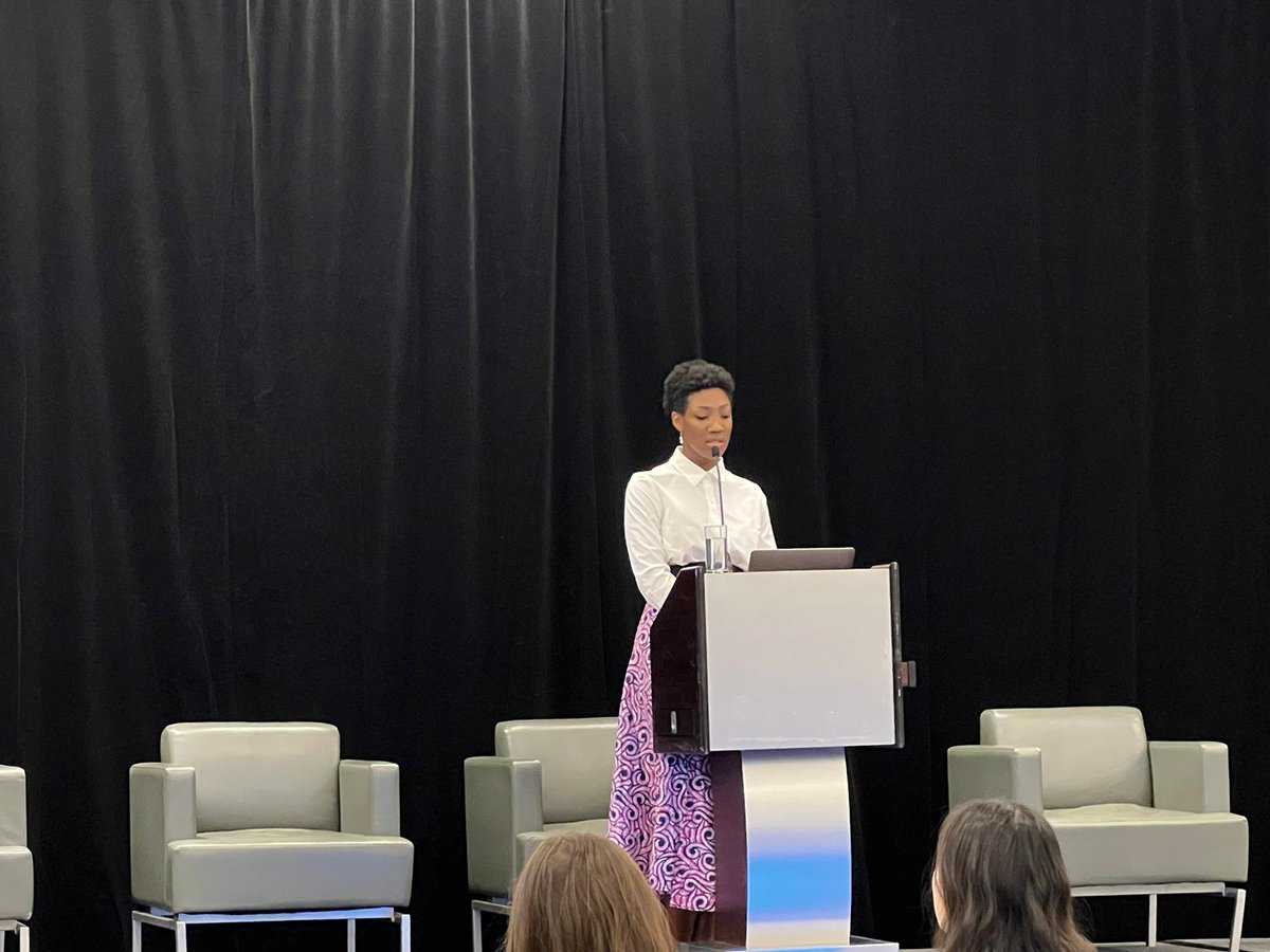 JohannaCManga's tweet photo. 3 years ago I was trying to find my way into global health conferences for students and young professionals without being too sure what I was doing there. Today I am giving the opening speech :) Don't put limits on where you want to go! #GHSYPS2022 https://t.co/aIHD2dFhOt
