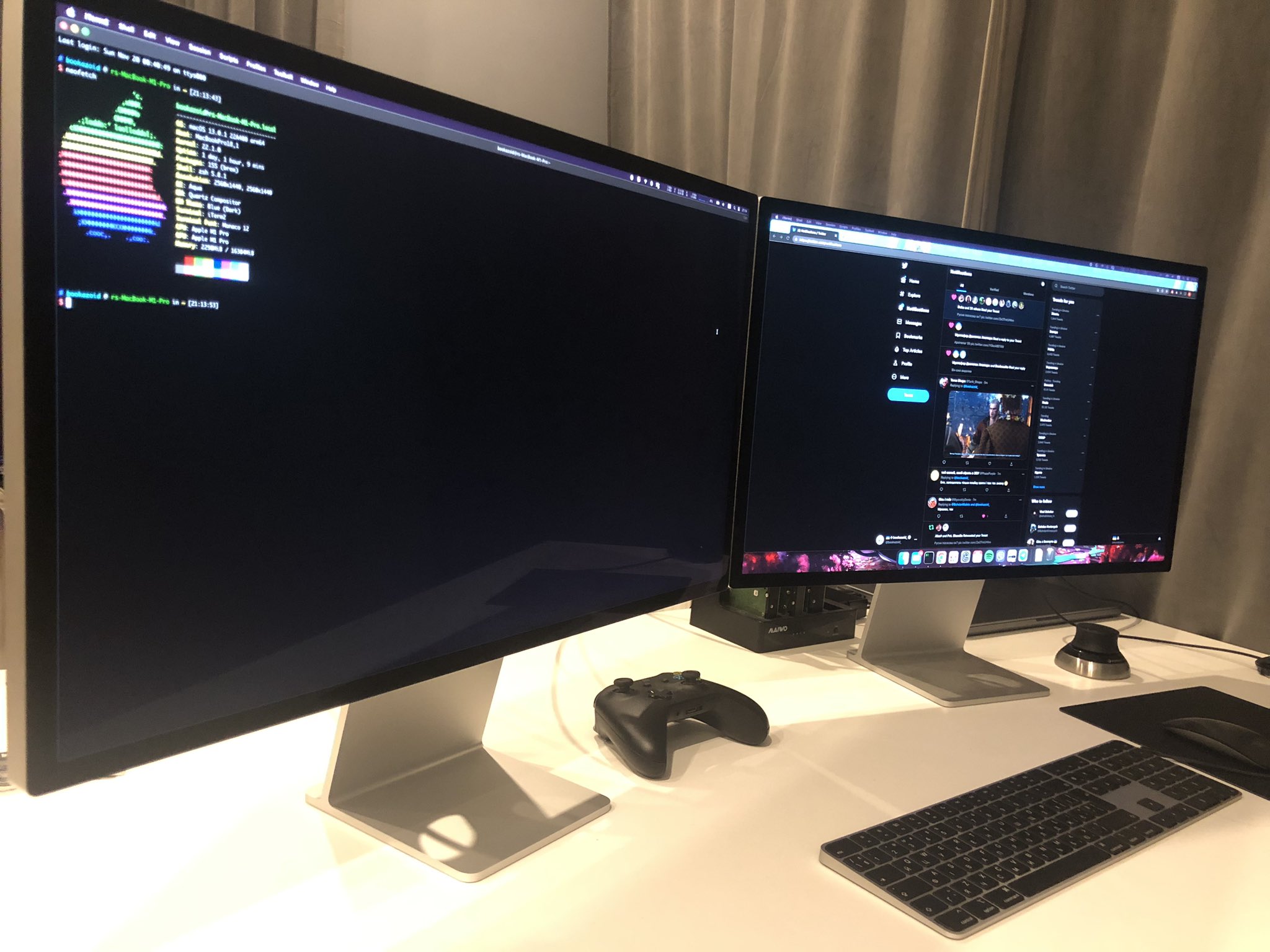 🇺🇦 bookazoid_ on Twitter: \"Два монітори та макбук споживають як одна ...