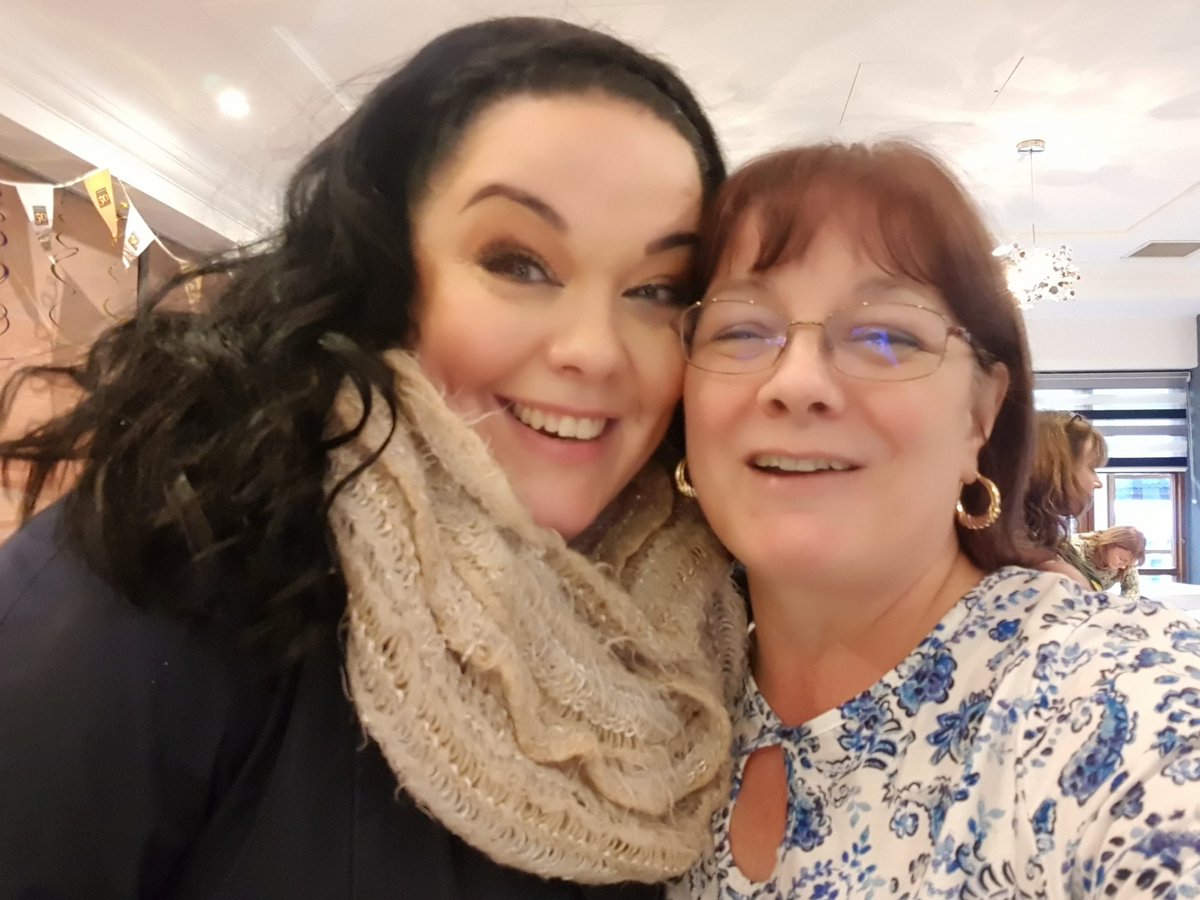 DebbieTolond's tweet photo. @Reallisariley @emmerdale Lovely to see you today, thank you for taking the time to come and see us all. 💜🥰 https://t.co/KXa7mnJOVa