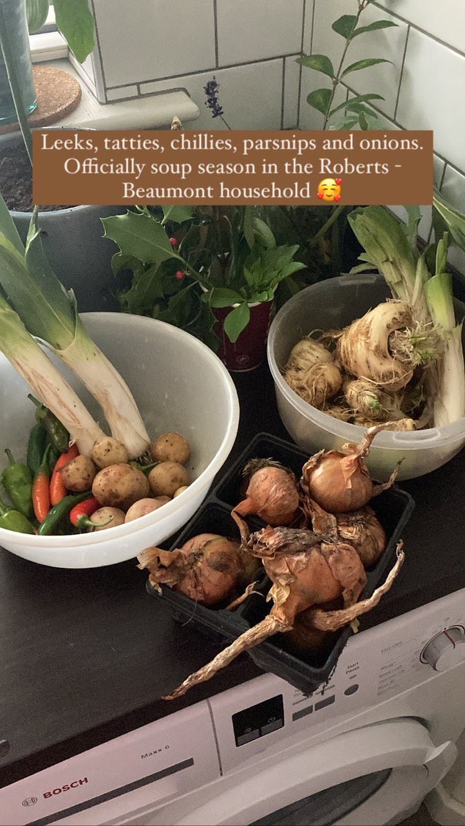 Jen Roberts tweet media