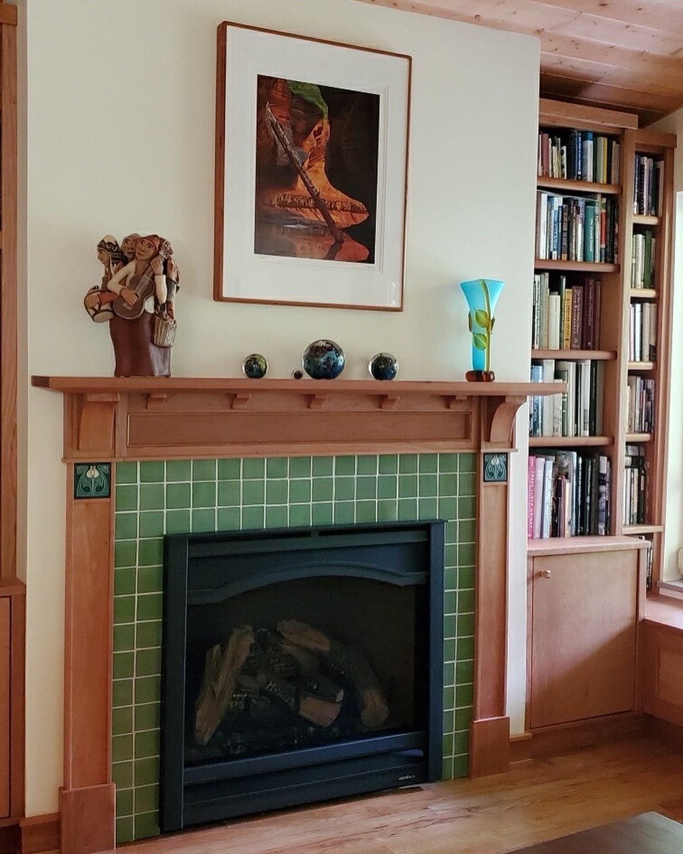 Colors are the smiles of nature.
Leigh Hunt
#resisttheordinary
.
#tilesensations #green #fireplace #handmadeintheusa