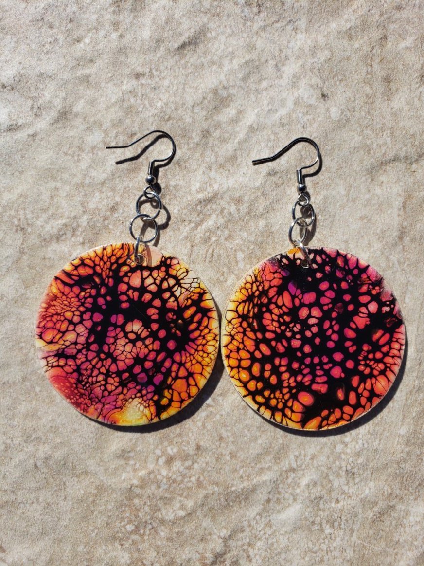 ShinySecretChic's tweet image. Gorgeous statement earrings🔥 🤩