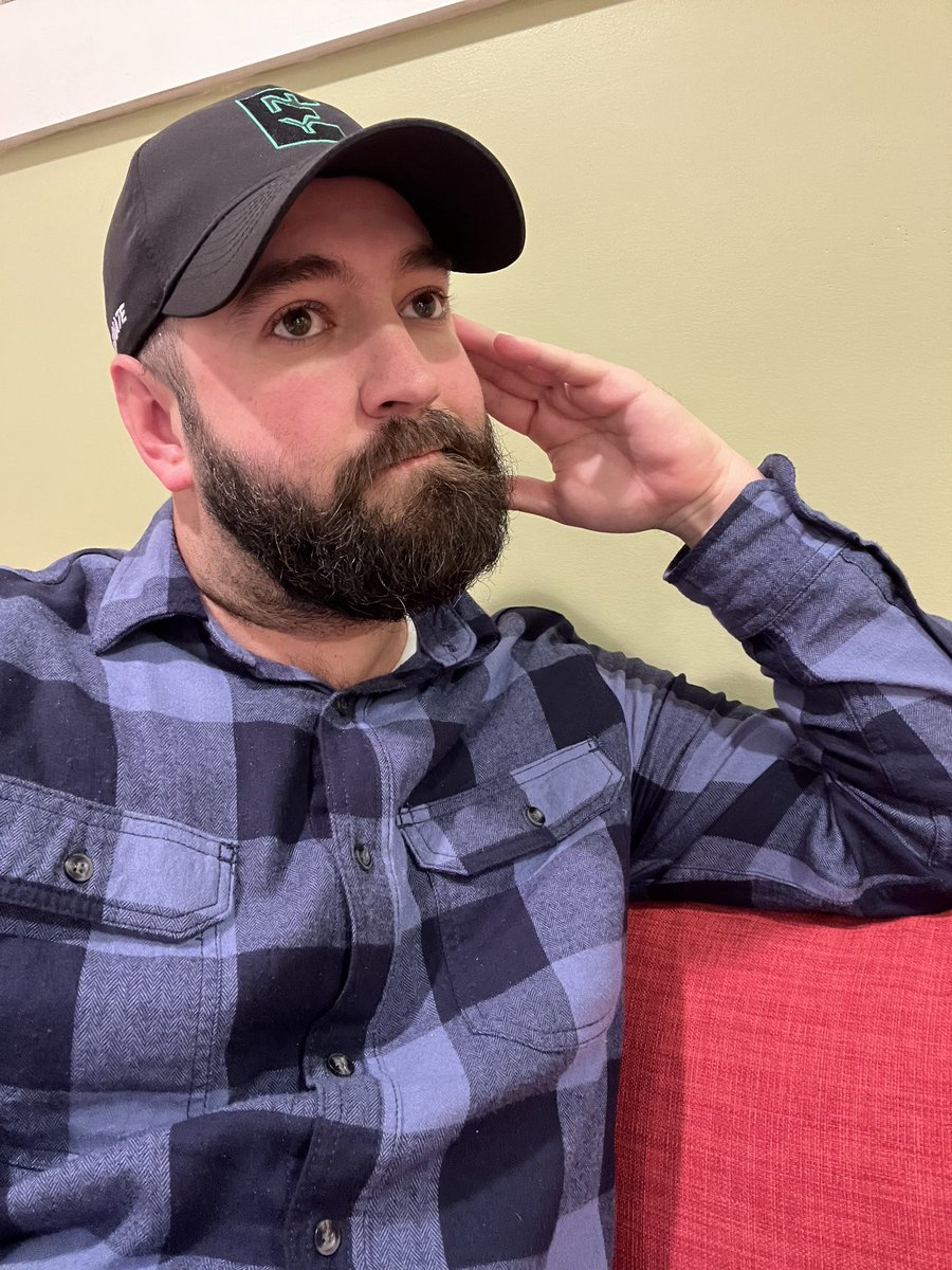 Charlie Hoppes tweet media