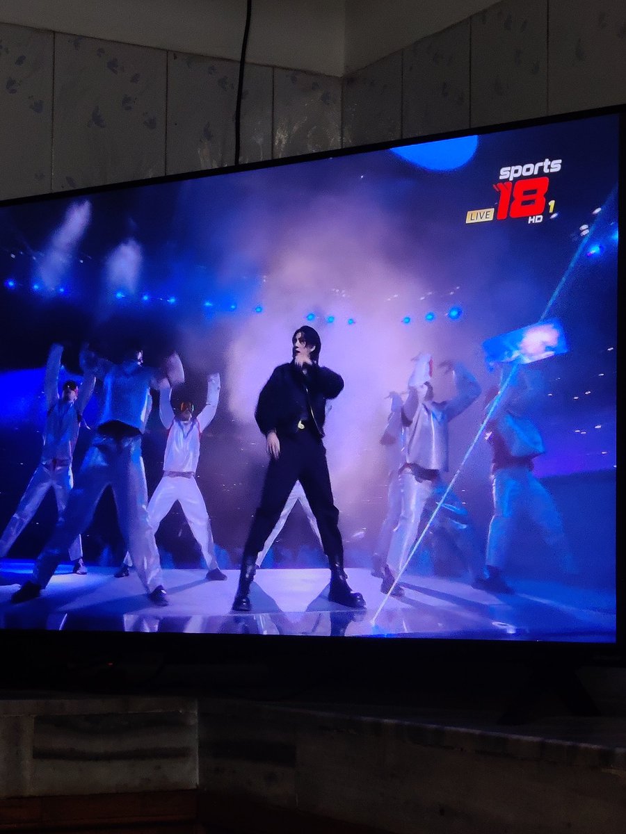 Chubakumla's tweet photo. @BTS_twt YAYYY LOVE ITTTT JAYKAYYYY https://t.co/TbvQCvnwsh