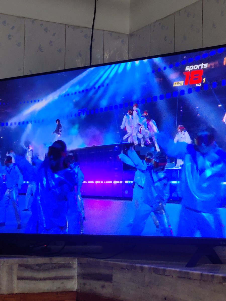 Chubakumla's tweet photo. @BTS_twt YAYYY LOVE ITTTT JAYKAYYYY https://t.co/TbvQCvnwsh