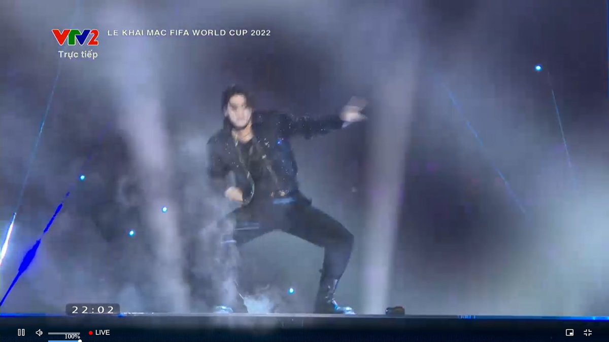 HwangSeoyeon6's tweet photo. Tự hào quá😭😭😭
Nãy mải hét quá quên không gáy luôn
Út mãi đỉnh Bangtan mãi đỉnh🔥🔥🔥🔥🔥🔥🔥

#JUNGKOOKxFIFA
WORLD CUP DREAMERS BY JK
JUNGKOOK MAKING HISTORY https://t.co/PdnPH7DPzg
