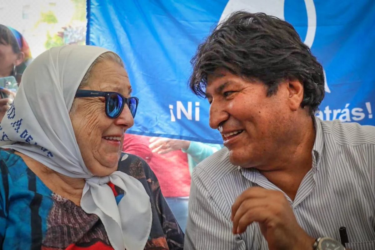 evoespueblo's tweet photo. Muy triste y consternado por la partida de la hermana Hebe de Bonafini, histórica, muy respetada y querida presidenta de Madres de Plaza de Mayo. Su lucha incansable e incorruptible contra las dictaduras por memoria, verdad y justicia es un ejemplo para las nuevas generaciones https://t.co/V9K3iZXvu6