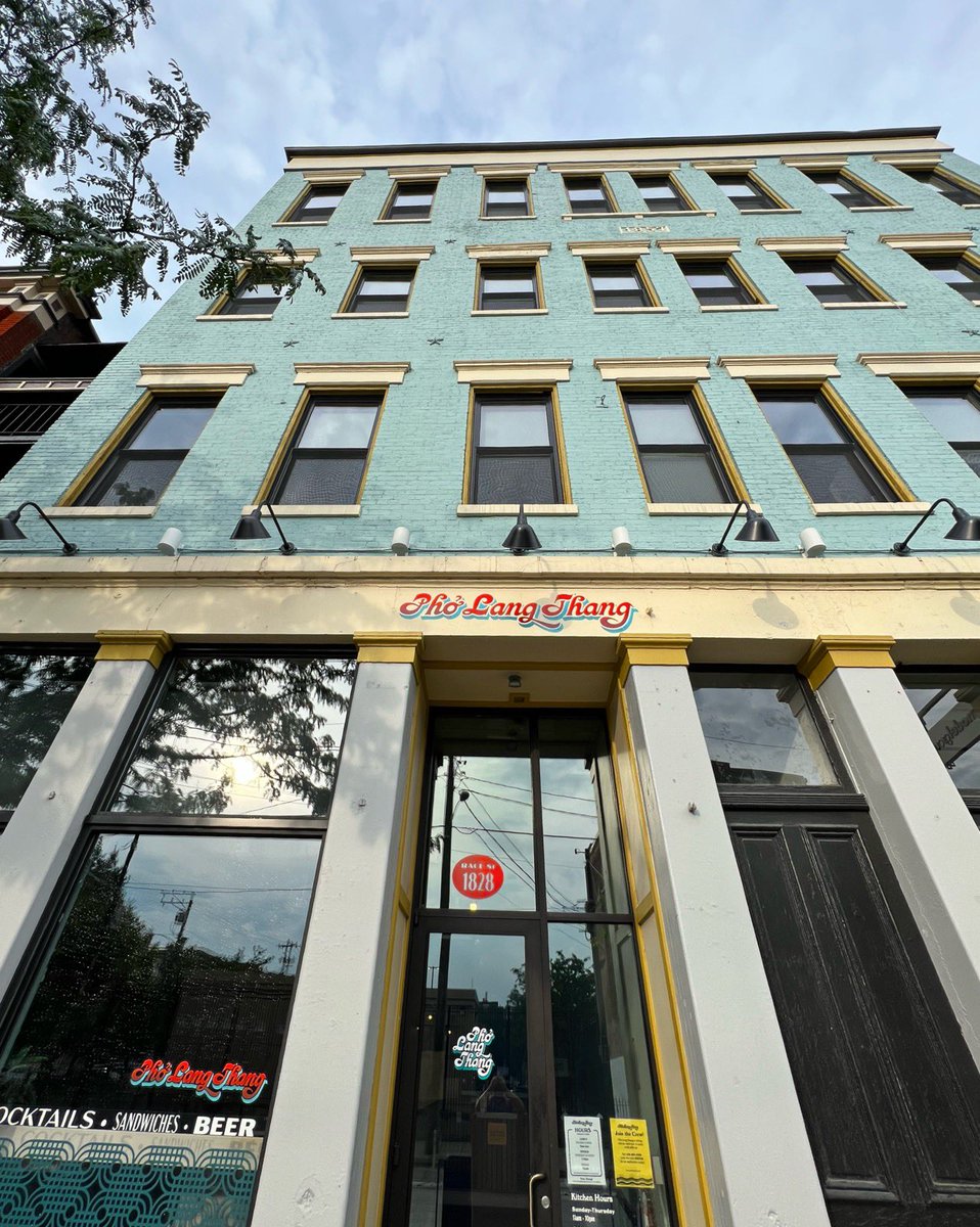 pholangthang's tweet image. Slight schedule change for Sunday November 20th: We’re opening at noon today with a slightly reduced menu. No worries though, we will have phở. See you at noon! #pholangthang #restaurant #cincinnati #technicaldifficulties