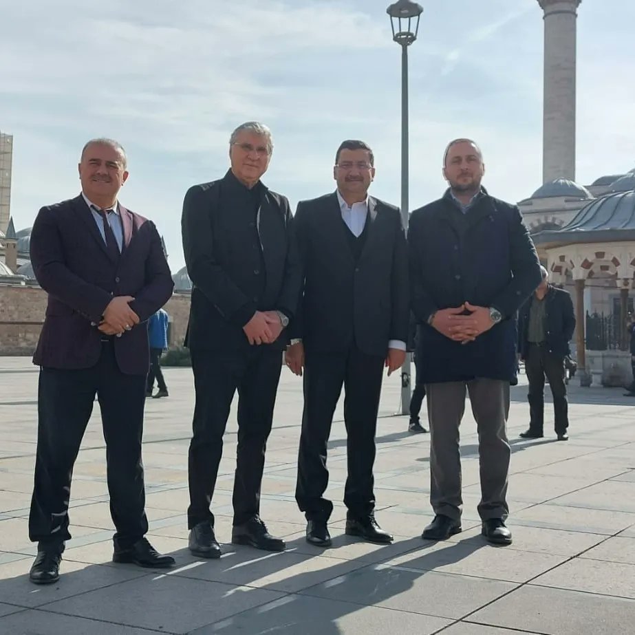 <a href="/Sakaryabld/">Sakarya Büyükşehir Belediyesi</a> Başkanımız Sn.<a href="/ekremyuce/">Ekrem Yüce</a> riyasetinde katıldığımız, Konya Büyükşehir Belediye Başkanı Sn. <a href="/u_ibrahim_altay/">Uğur İbrahim Altay</a> evsahipliliğinde yedi Büyükşehirin Başkan ve ekibinin davet edildiği toplantıda,  #cevre ve #imar konularında istişare yaptık.