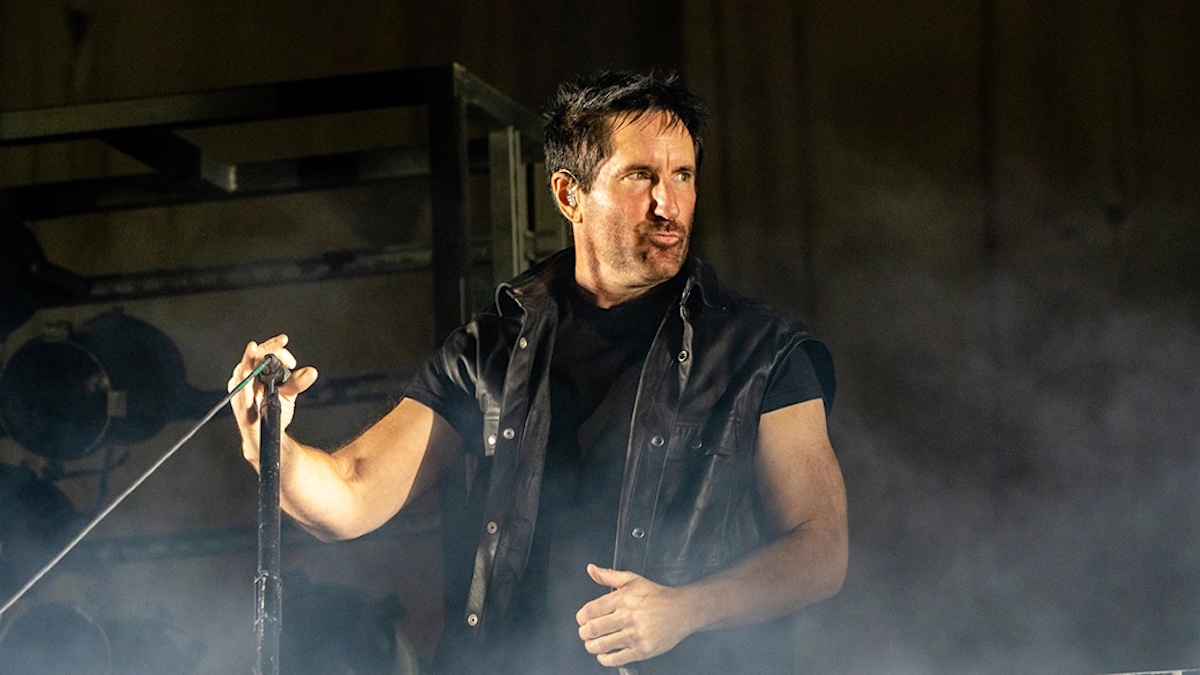 Nine Inch Nails frontman Trent Reznor is planning to quit Twitter: "We don't need the arrogance of the billionaire class to feel like they can just come in and solve everything." cos.lv/LyJe50LJ3nj