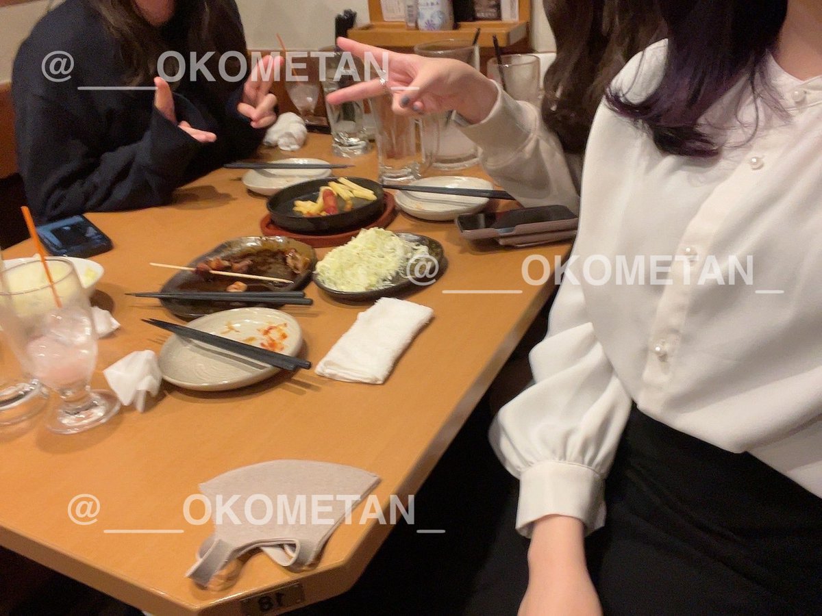 しなこは酒弱くてかあいい女₍ᐢ‥ᐢ₎ ❤︎︎
🍙は男前サイズ飲む女₍ᐢ‥ᐢ₎ ❤︎︎
ベイはすぐ体調悪くなる女₍ᐢ‥ᐢ₎ ❤︎︎ https://t.co/YrOQdIO8Bp